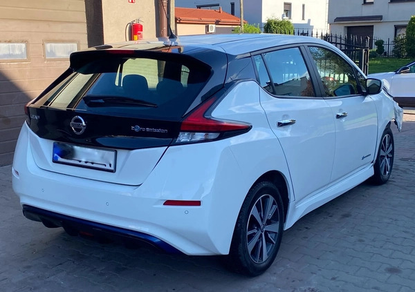 Nissan Leaf cena 31900 przebieg: 53000, rok produkcji 2018 z Mogielnica małe 191